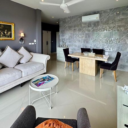 Klong Muang Beach Apartment Exteriör bild