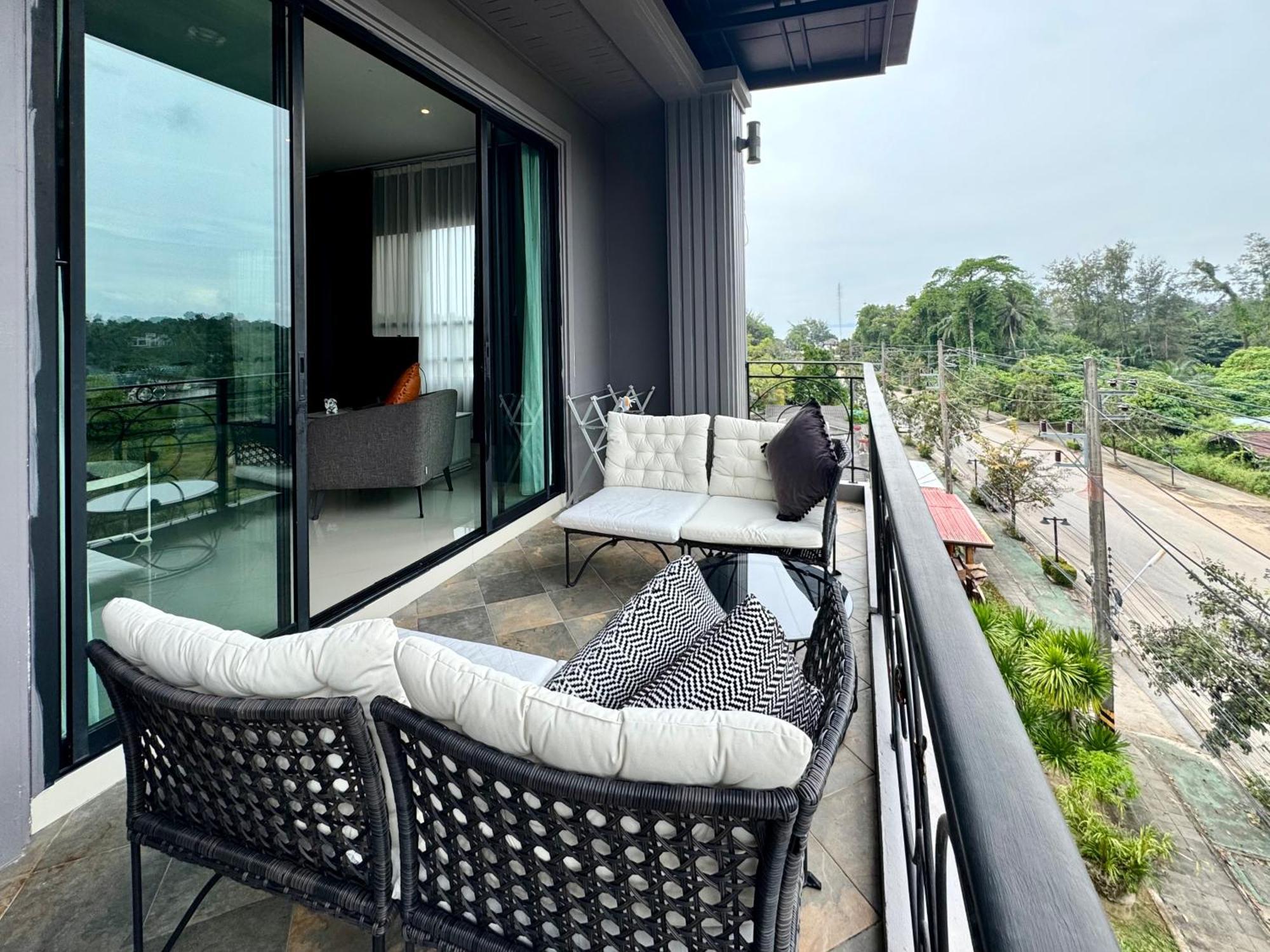 Klong Muang Beach Apartment Exteriör bild
